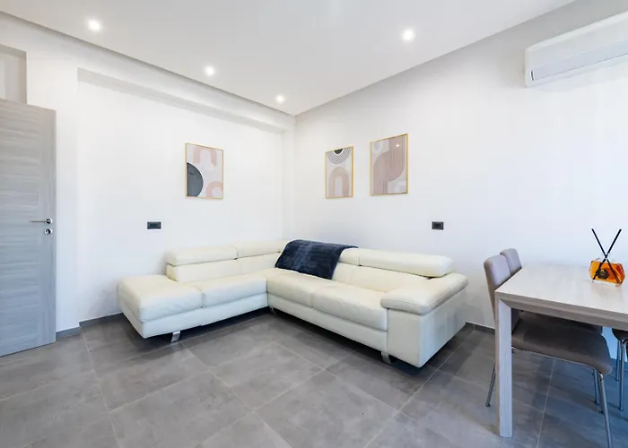 Bright And Quiet - Elegant Apartman Milánó